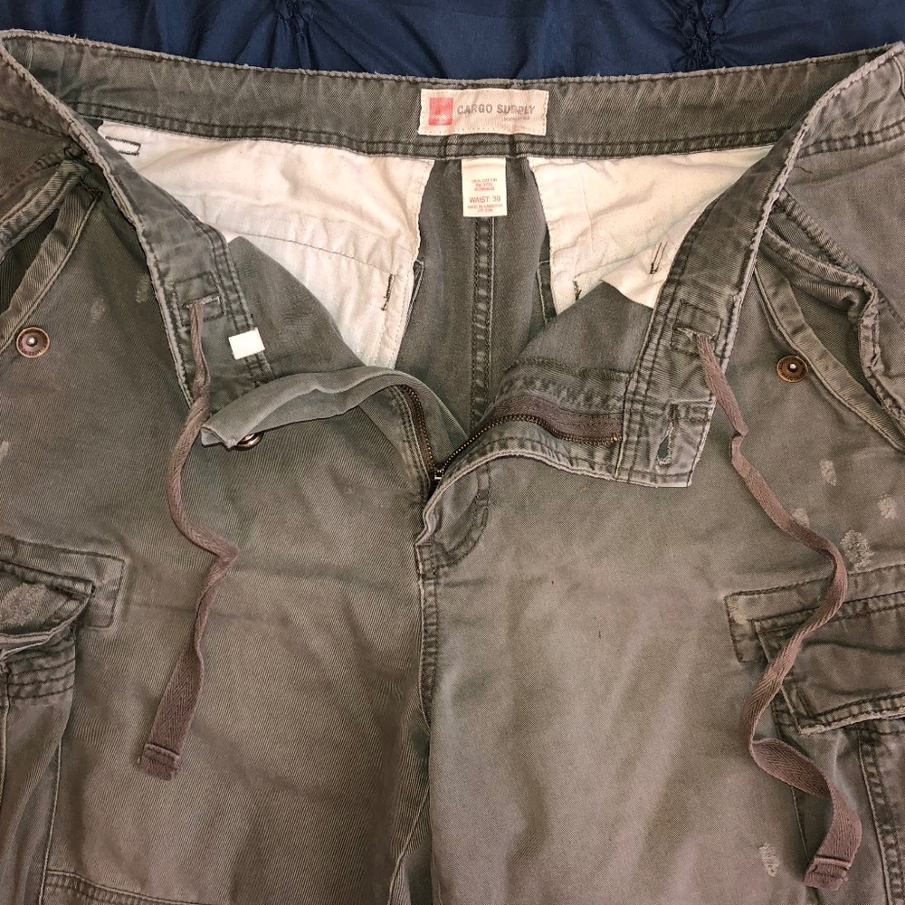 Cargo Supply Shorts